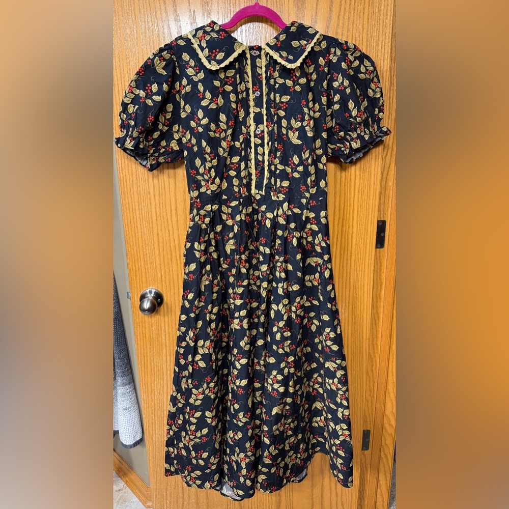 Ivy City Co Sophia Dress in Holly Berry